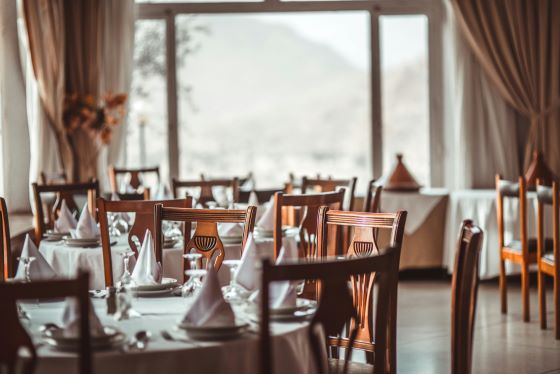 Umfragen für Restaurants: Lernen Sie Ihr Publikum kennen und verbessern Sie Ihr Geschäft.